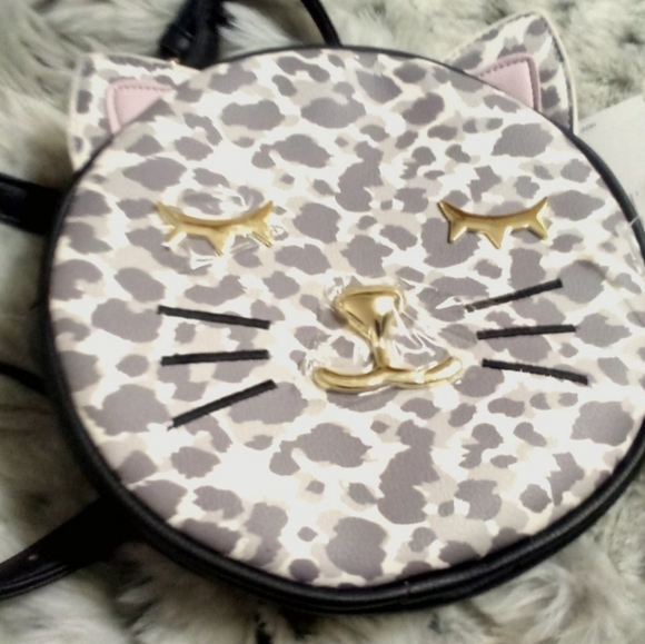 ๐บLUV BETSEY Leopard Kitty ๐บ 2 in 1 Bag (LBKHOLE) in Gray - Picture 1 of 11